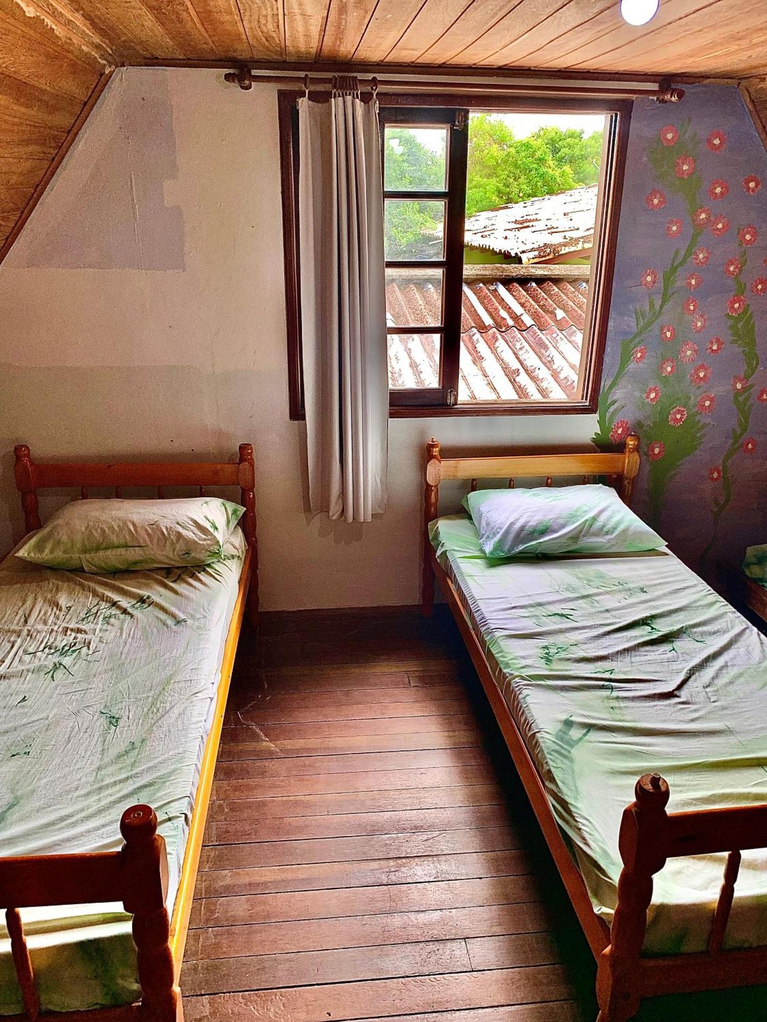 Hostel Mueller Na Praia De Mocambique Florianópolis 外观 照片